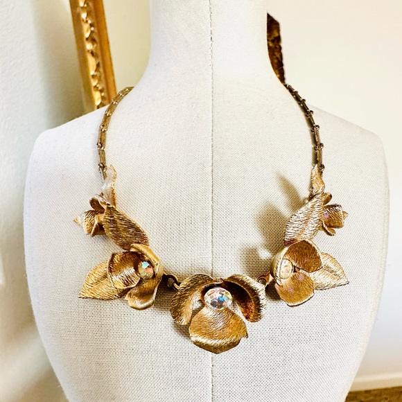 Vintage Deco Rhinestone Flower Statement Necklace - Picture 5 of 17